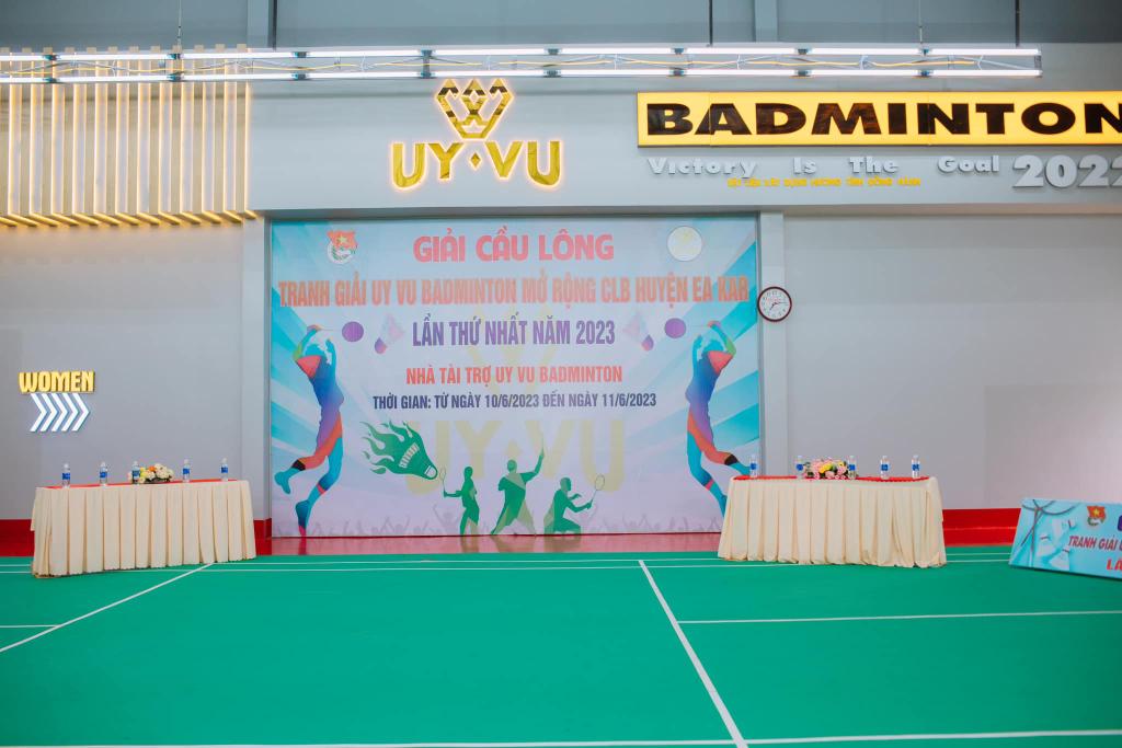 Sân Cầu Lông Uy Vũ