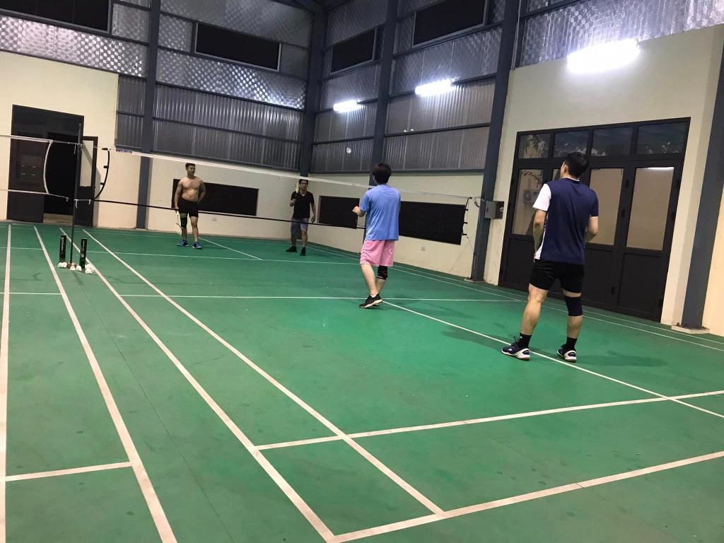 Sân Cầu Lông Doanh Trại QĐNDVN