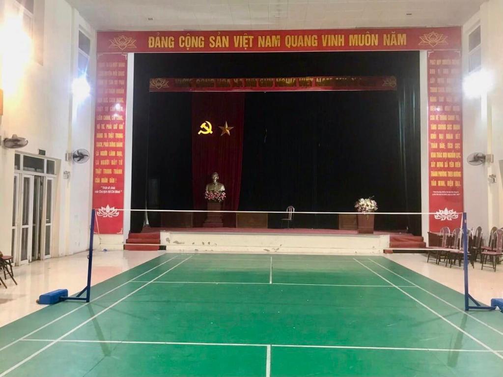 Sân Cầu Lông TTVH Xã Yên Viên