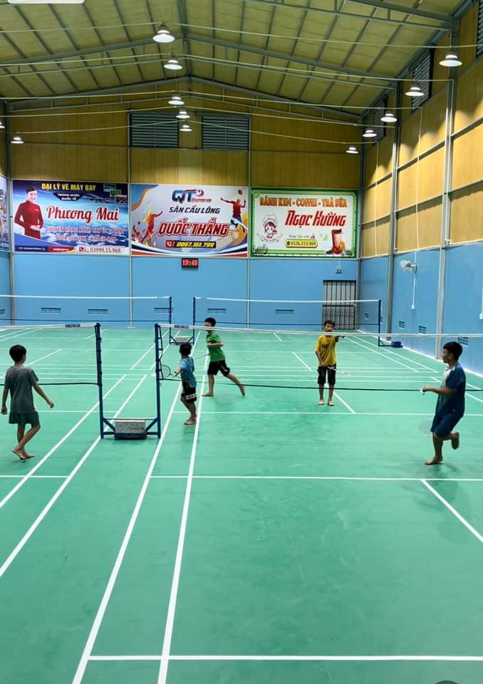 Sân Cầu Lông Quốc Thắng