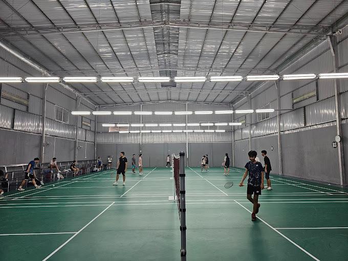 Sân Cầu Lông Quốc Vỹ