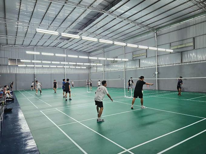 Sân Cầu Lông Quốc Vỹ