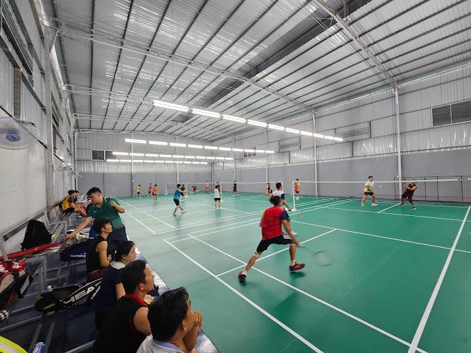 Sân Cầu Lông Quốc Vỹ