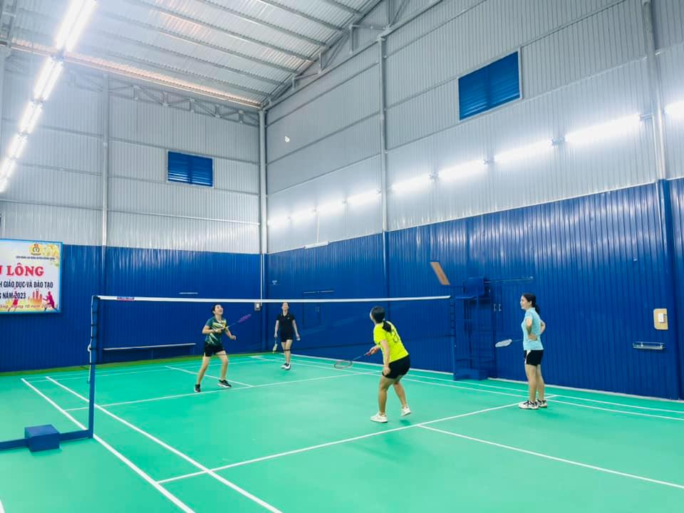 Sân Cầu Lông Nam Phương