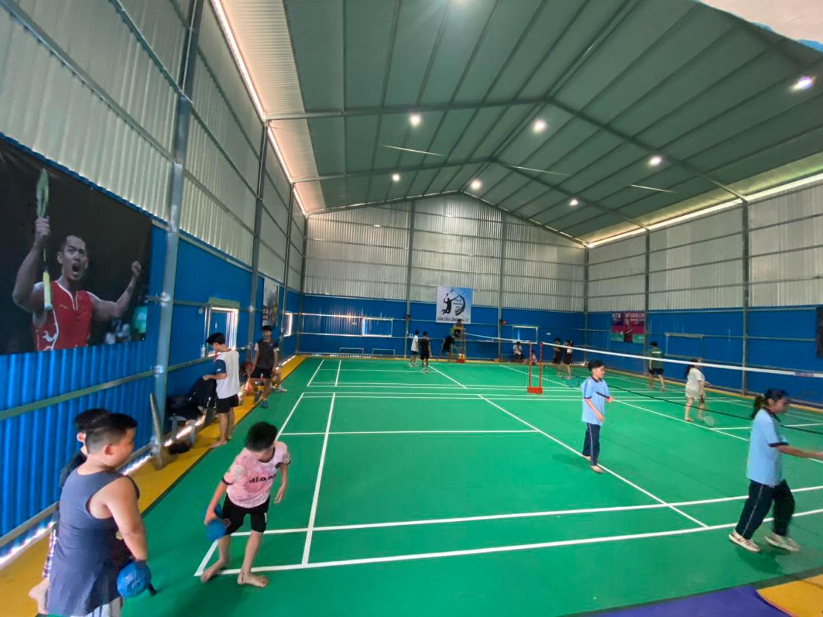 Sân Cầu Lông Phú Lý