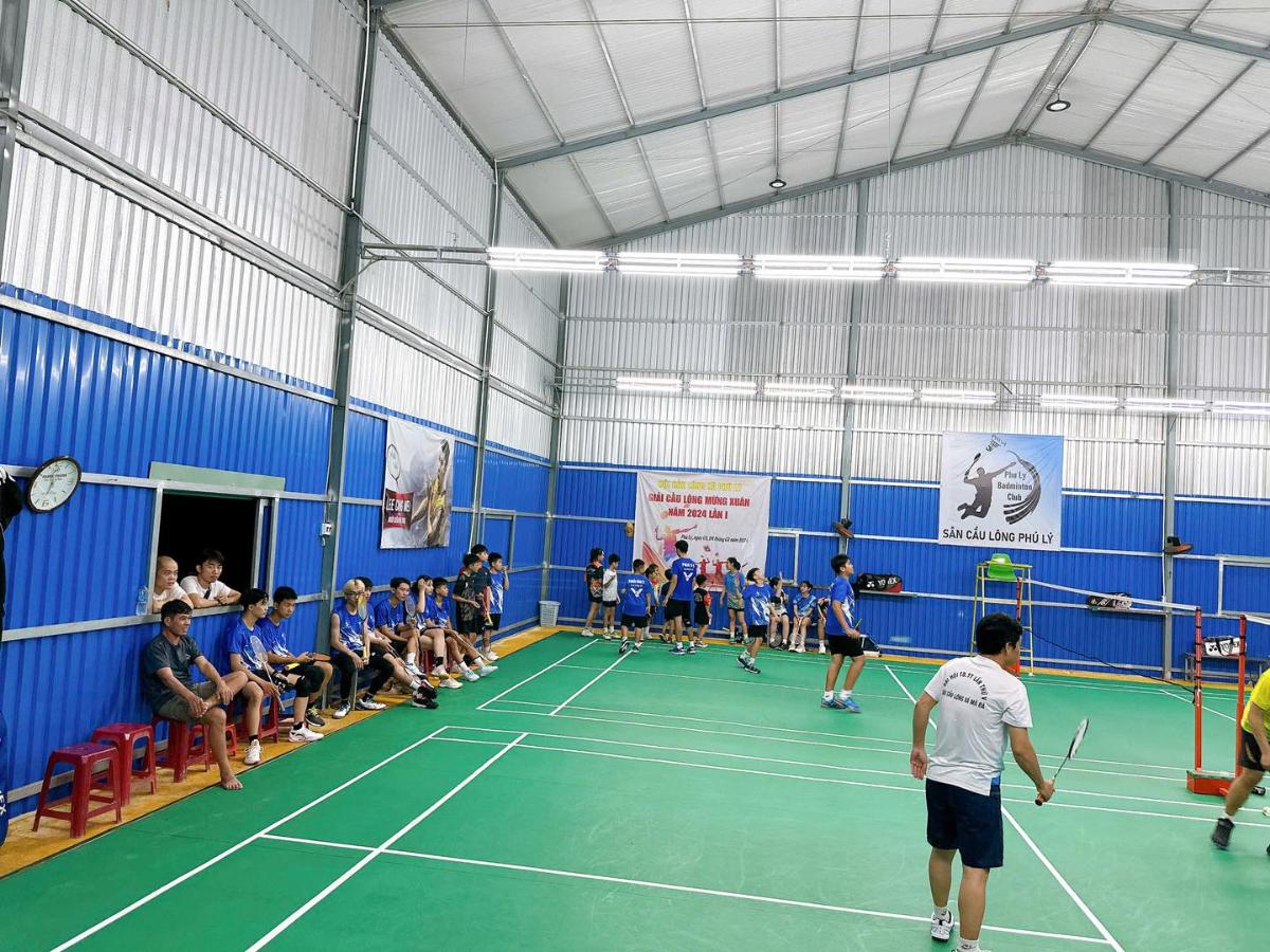 Sân Cầu Lông Phú Lý