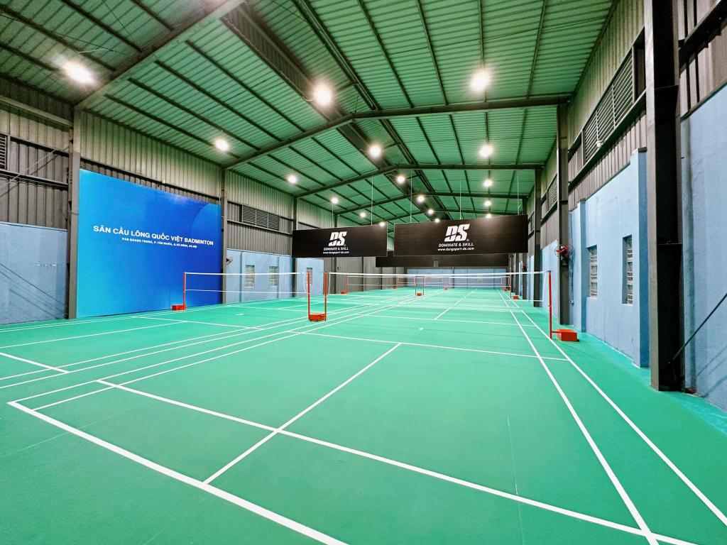 Sân cầu lông Quốc Việt Badminton 948 Quang Trung