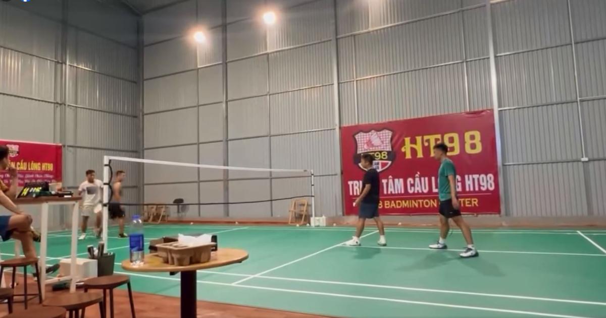 Sân Cầu Lông HT98