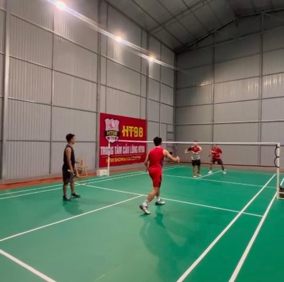 Sân Cầu Lông HT98