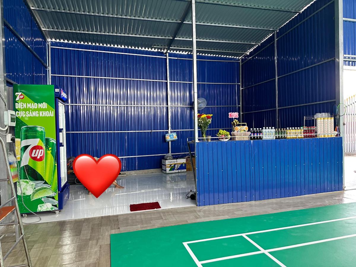 Sân Cầu Lông Hoàn Hảo Badminton