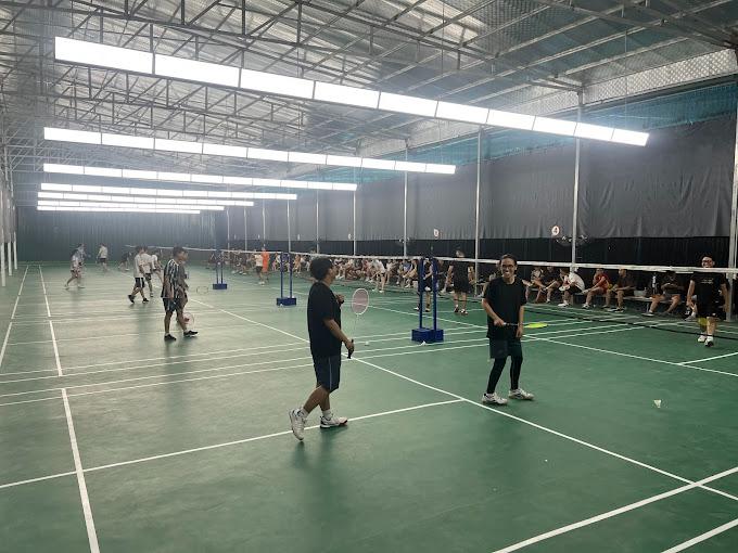 Sân Cầu Lông Sao Vàng - Badminton Arena
