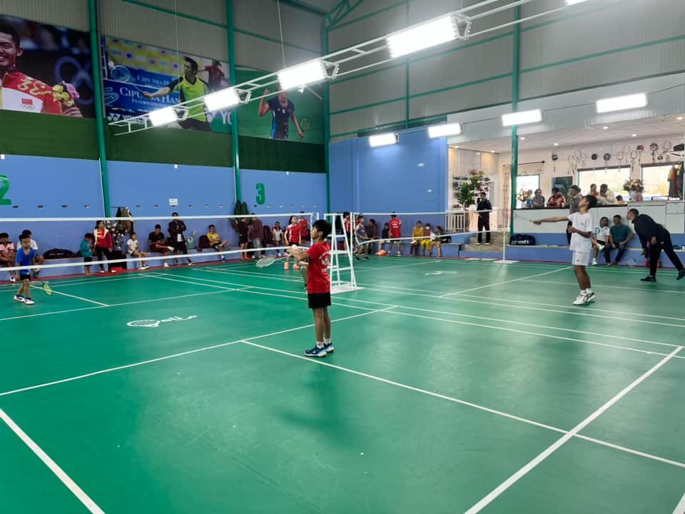 Sân Cầu Lông Cali