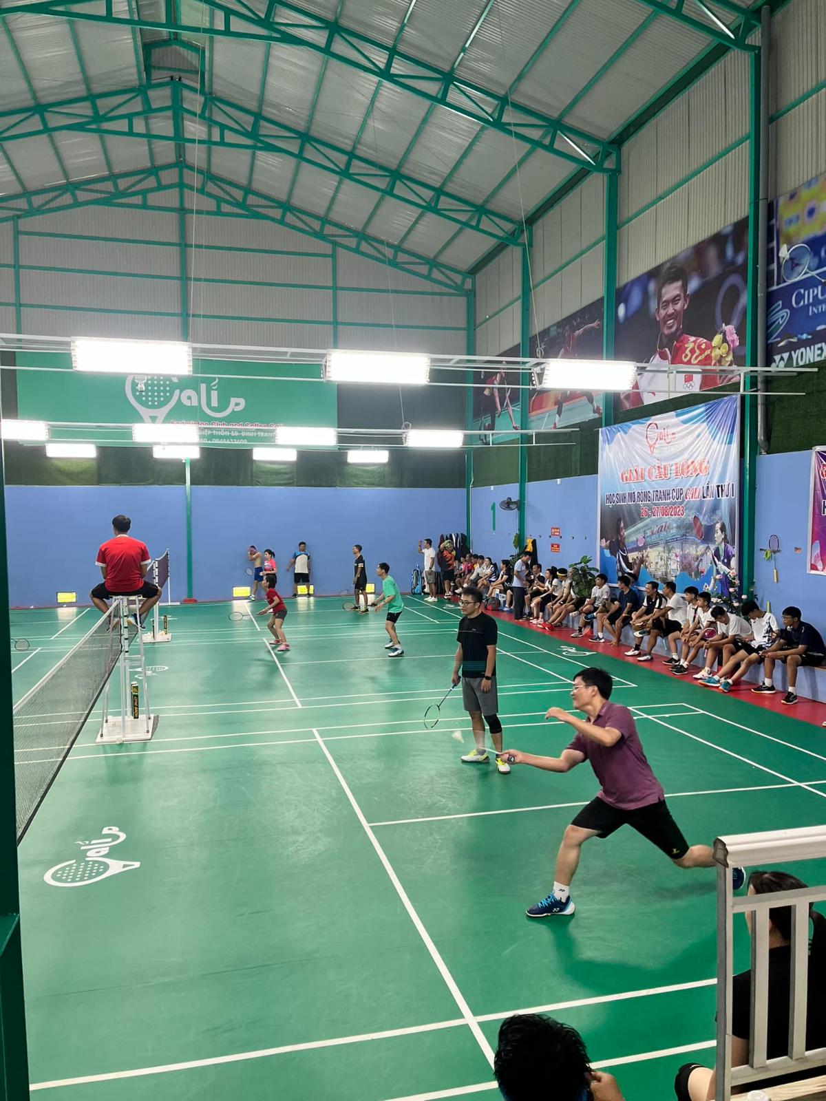 Sân Cầu Lông Cali