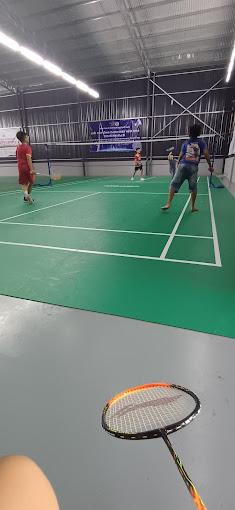 Sân Cầu Lông Hùng Vương