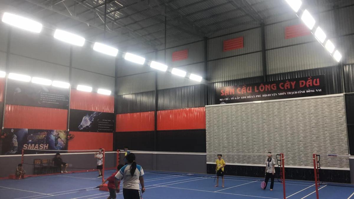 Sân Cầu Lông Cây Dầu