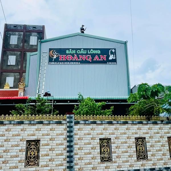 Sân Cầu Lông Hoàng An