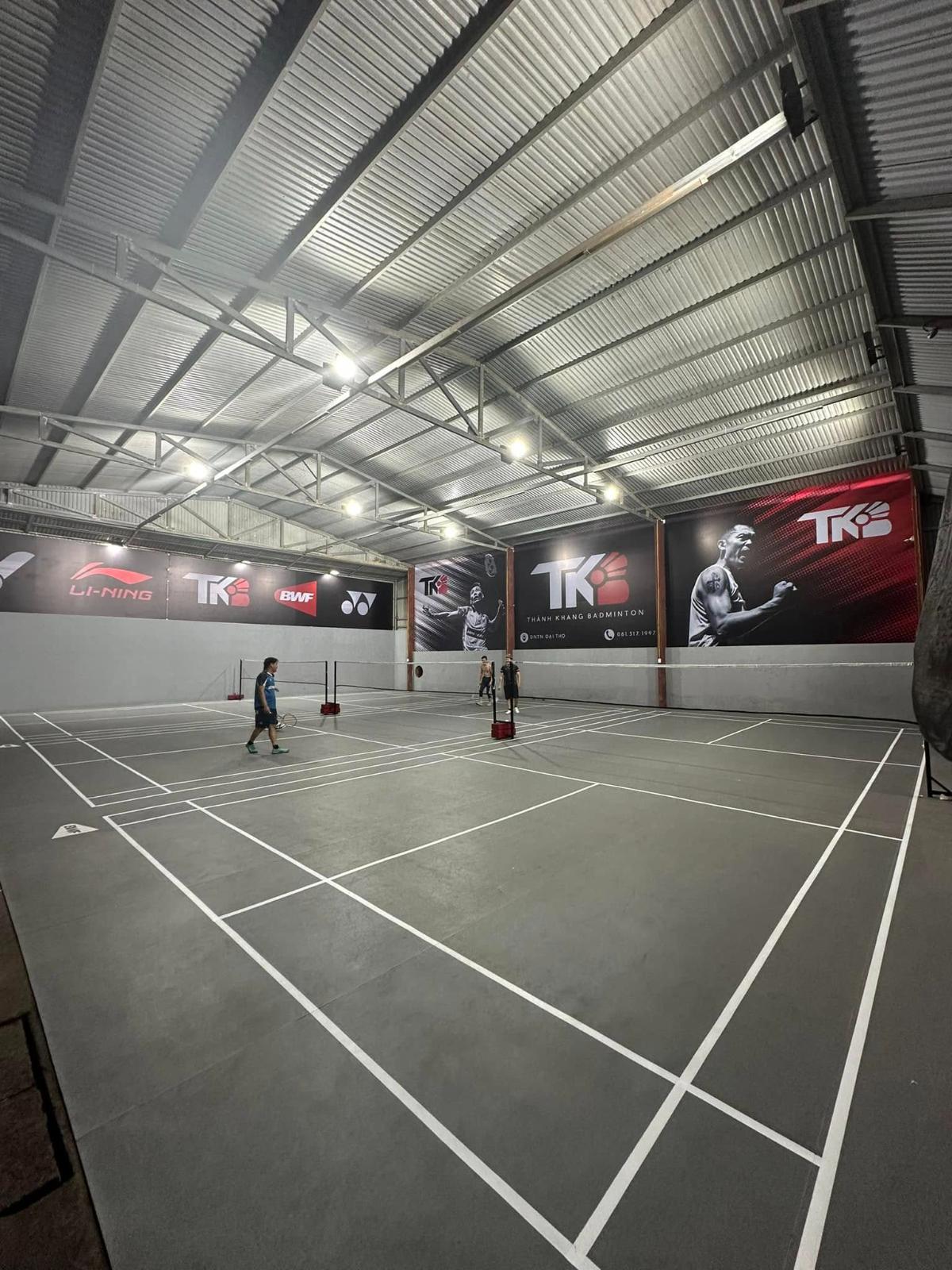 Sân cầu lông TKB