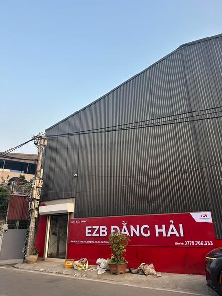 Sân Cầu Lông EZB Đằng Hải