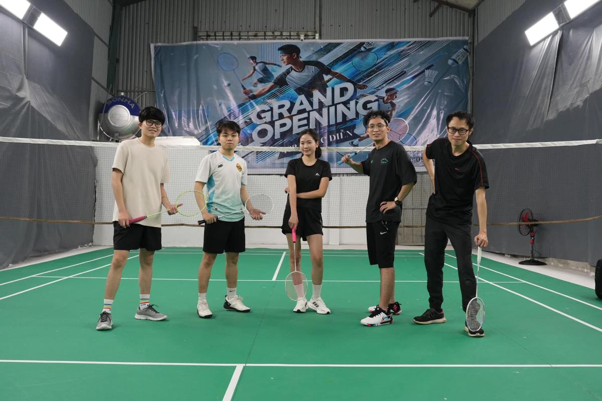 Sân Cầu Lông 402 Phúc Diễn