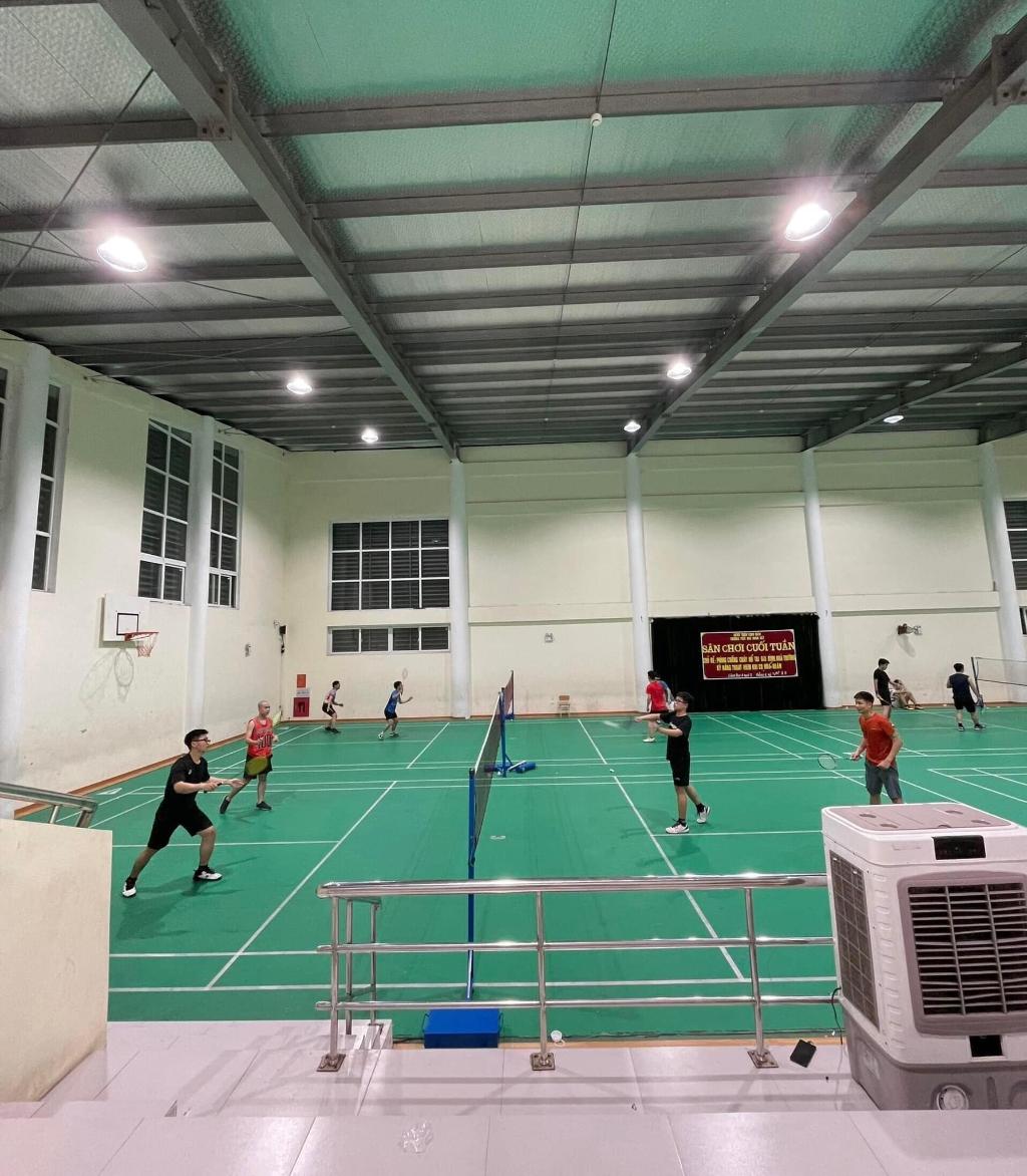 Sân Cầu Lông Trường TH Đoàn Kết