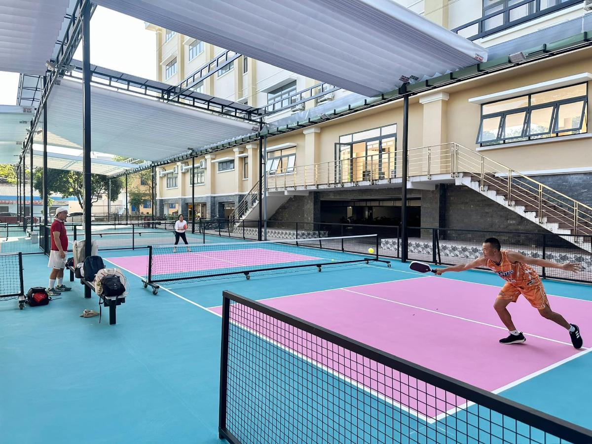 Sân Pickleball Hoàng Thành Trung