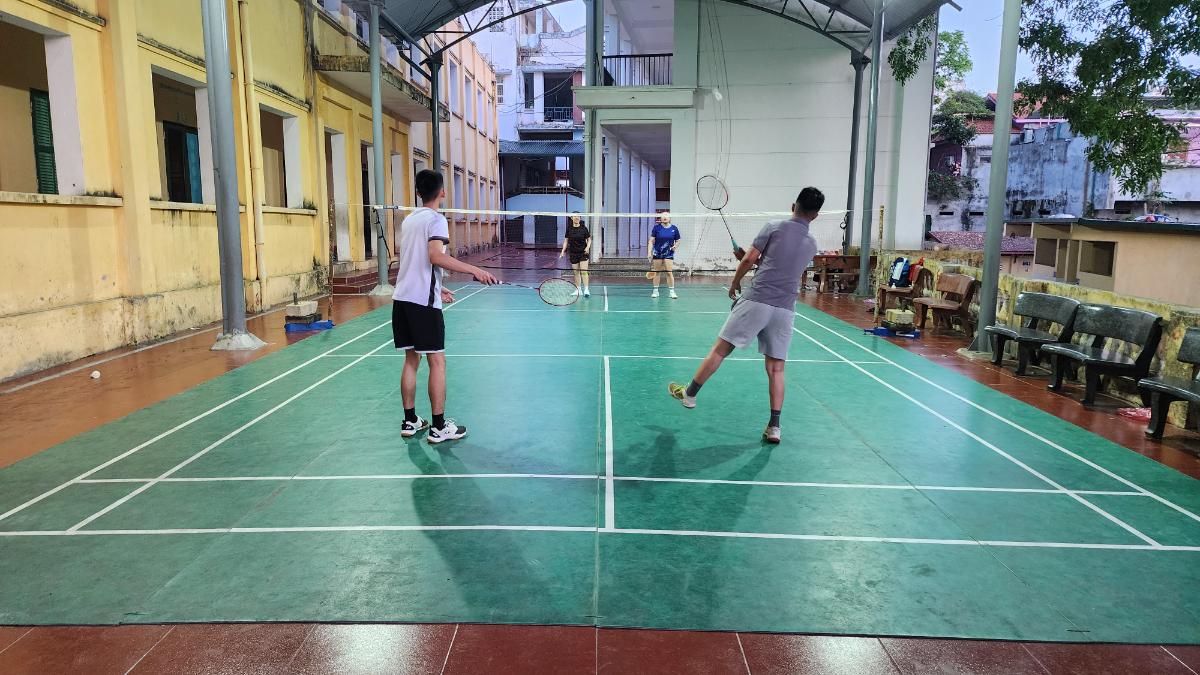 Sân Cầu Lông trường Tiểu học Hồng Thái - Minh Xuân - Tuyên Quang