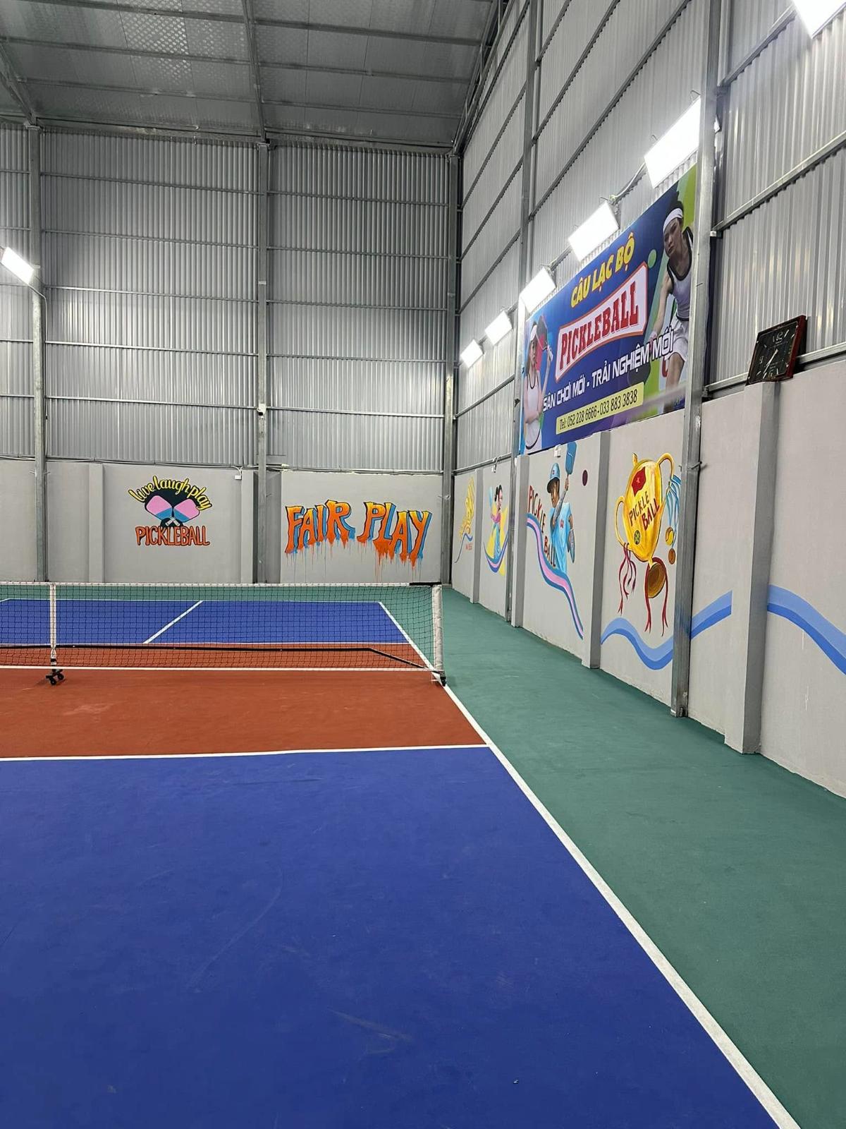 Sân Pickleball & Cầu Lông HD Sport