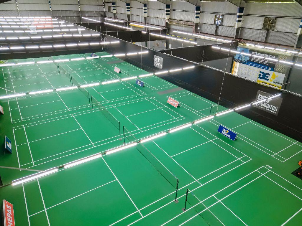 BE BADMINTON