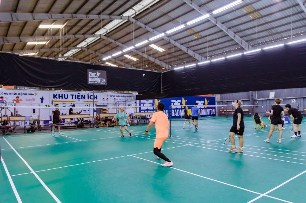 BE BADMINTON