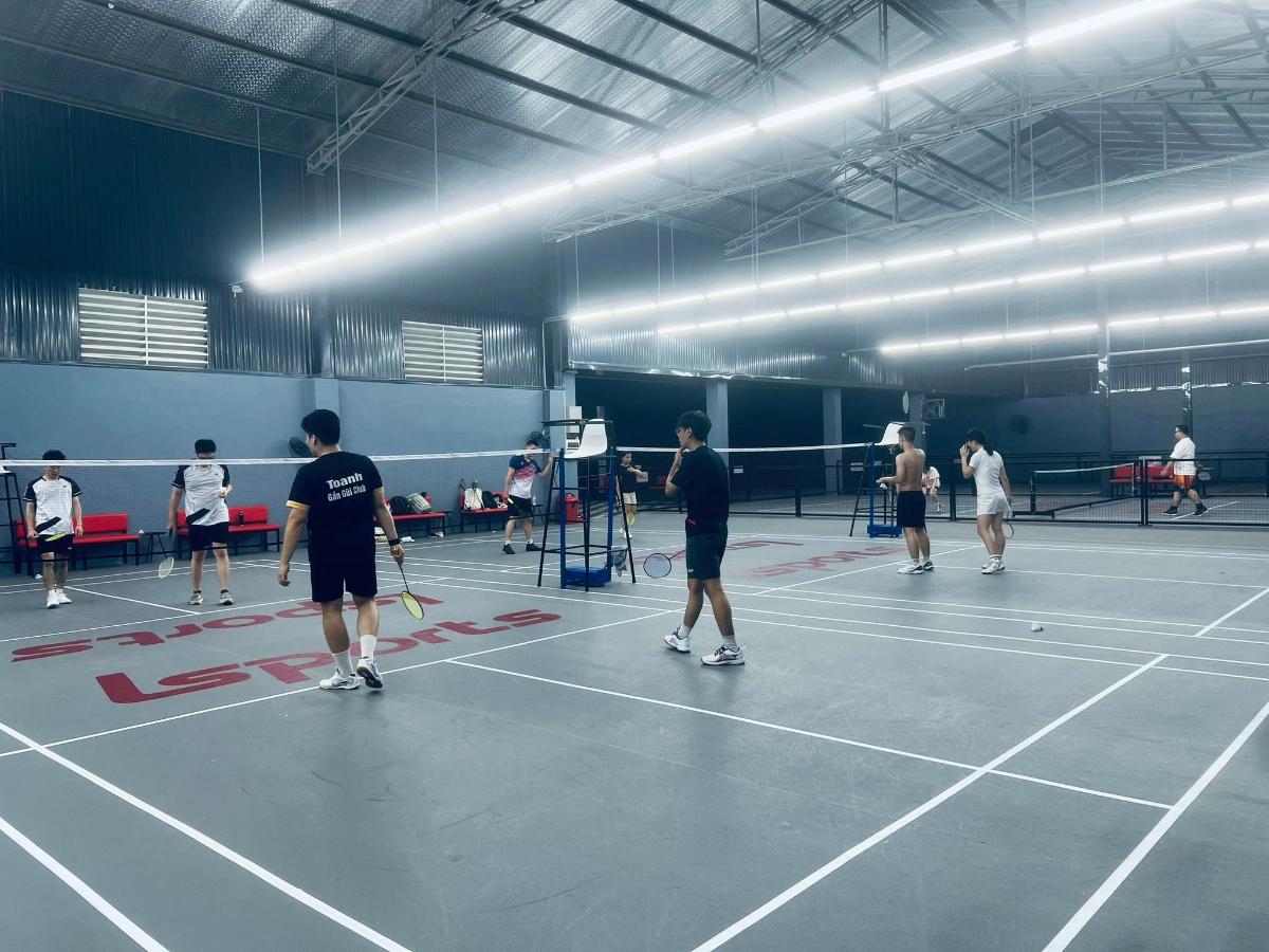 Sân Pickleball & Cầu lông L Sports