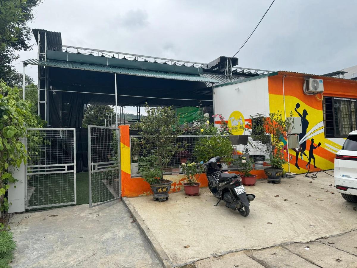 Sân Pickleball Tôm Cờ Lắp