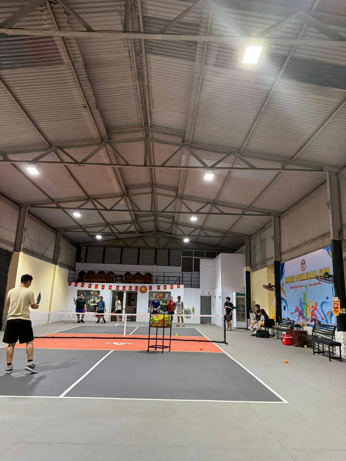 Sân Pickleball Mouse