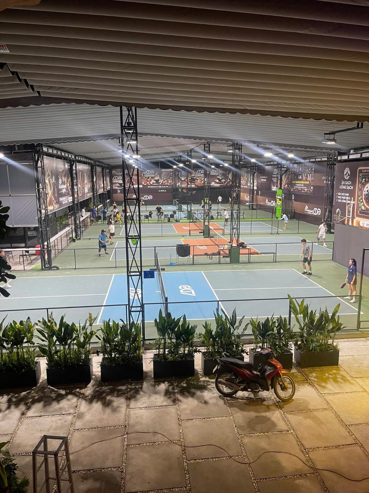 Sân Pickleball ADP Coffee 