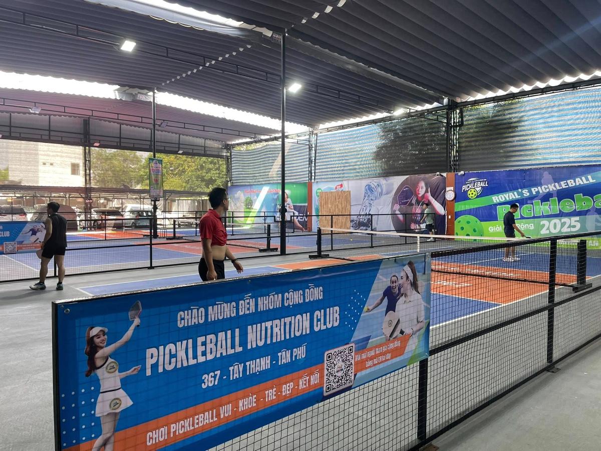 Sân Pickleball Royal’s