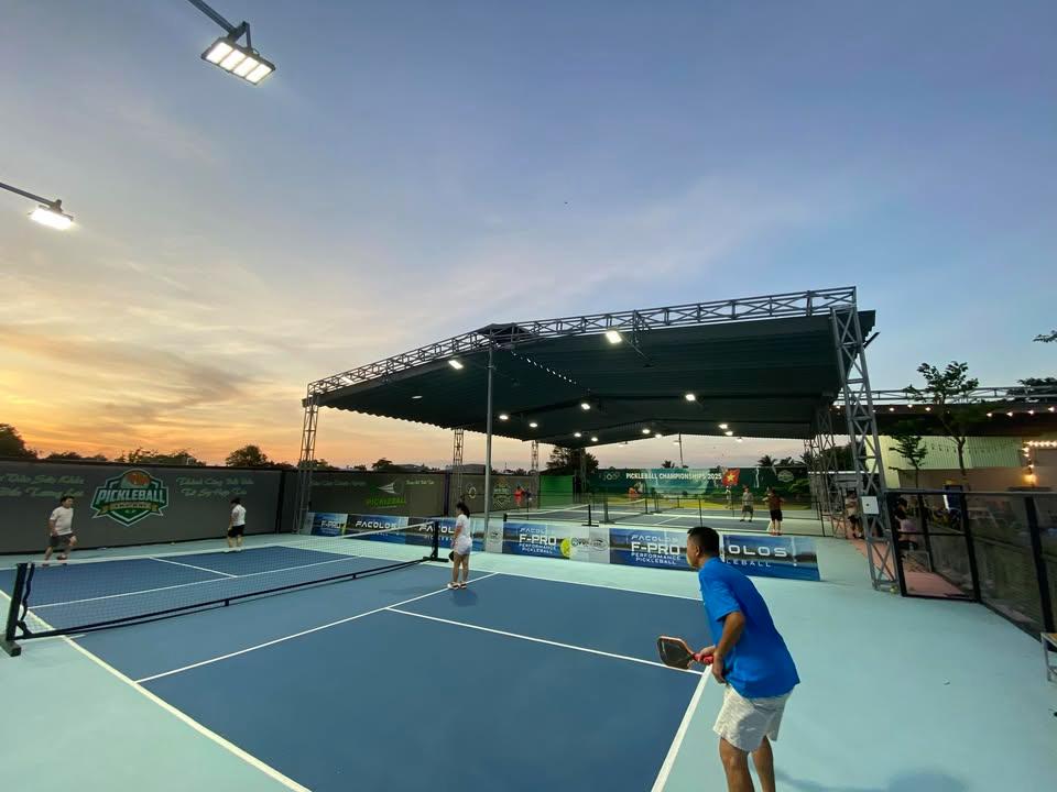 Sân Pickleball Tây Bắc Hóc Môn