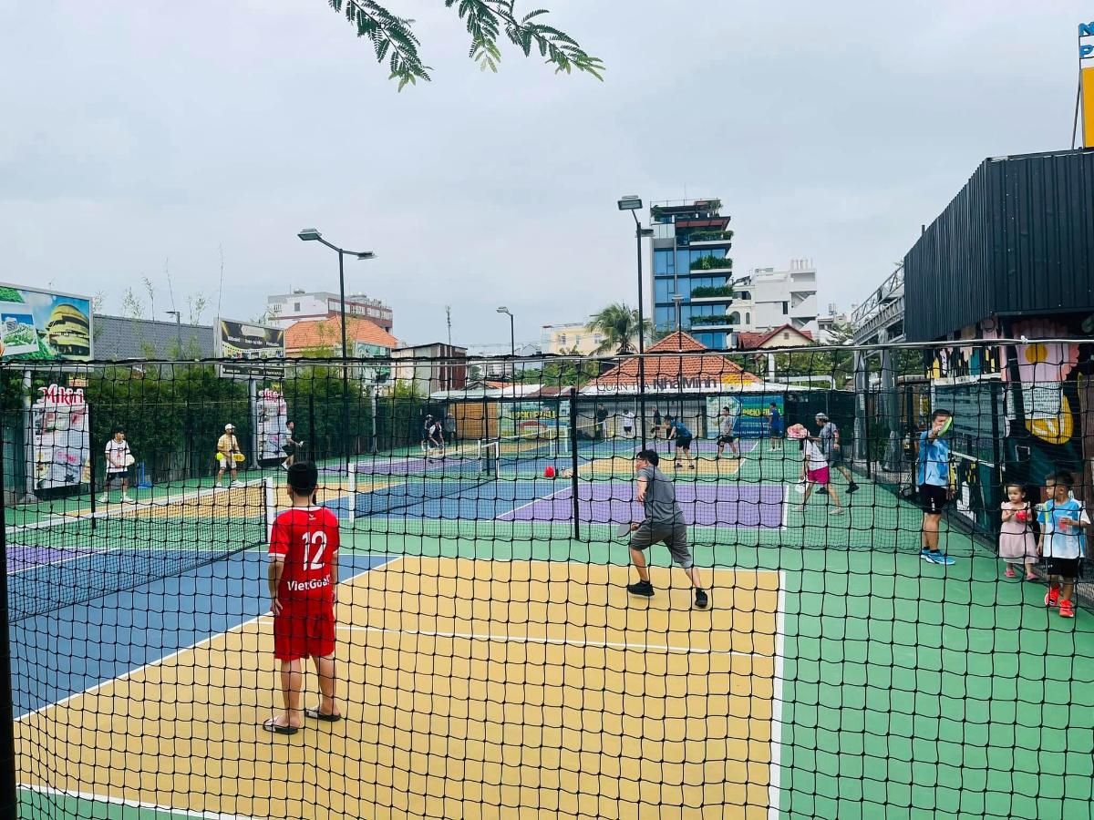 Sân Pickleball Nhà Mình