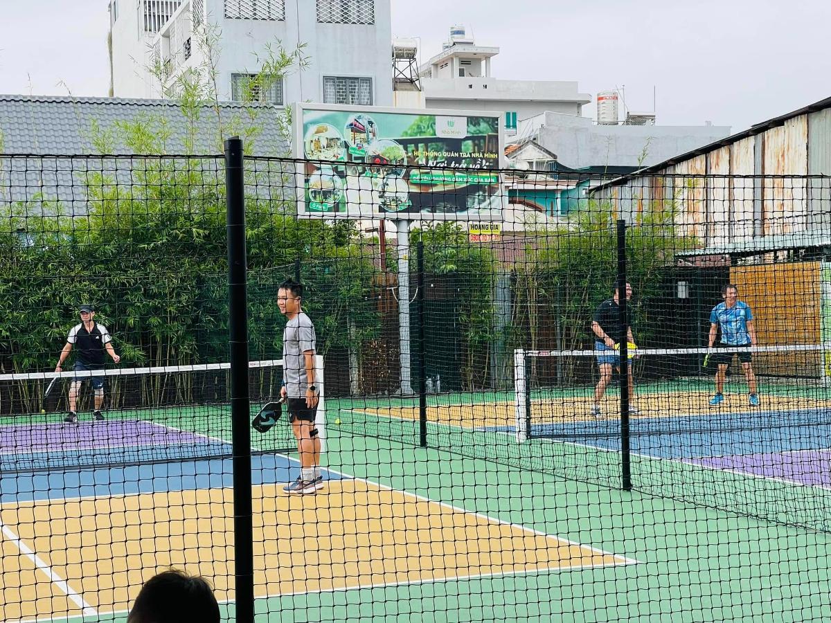 Sân Pickleball Nhà Mình