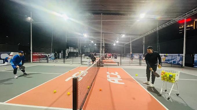 Sân Pickleball Pullman Hanoi