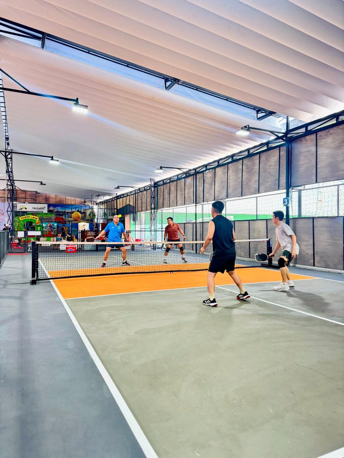 Sân Pickleball SeaMart 