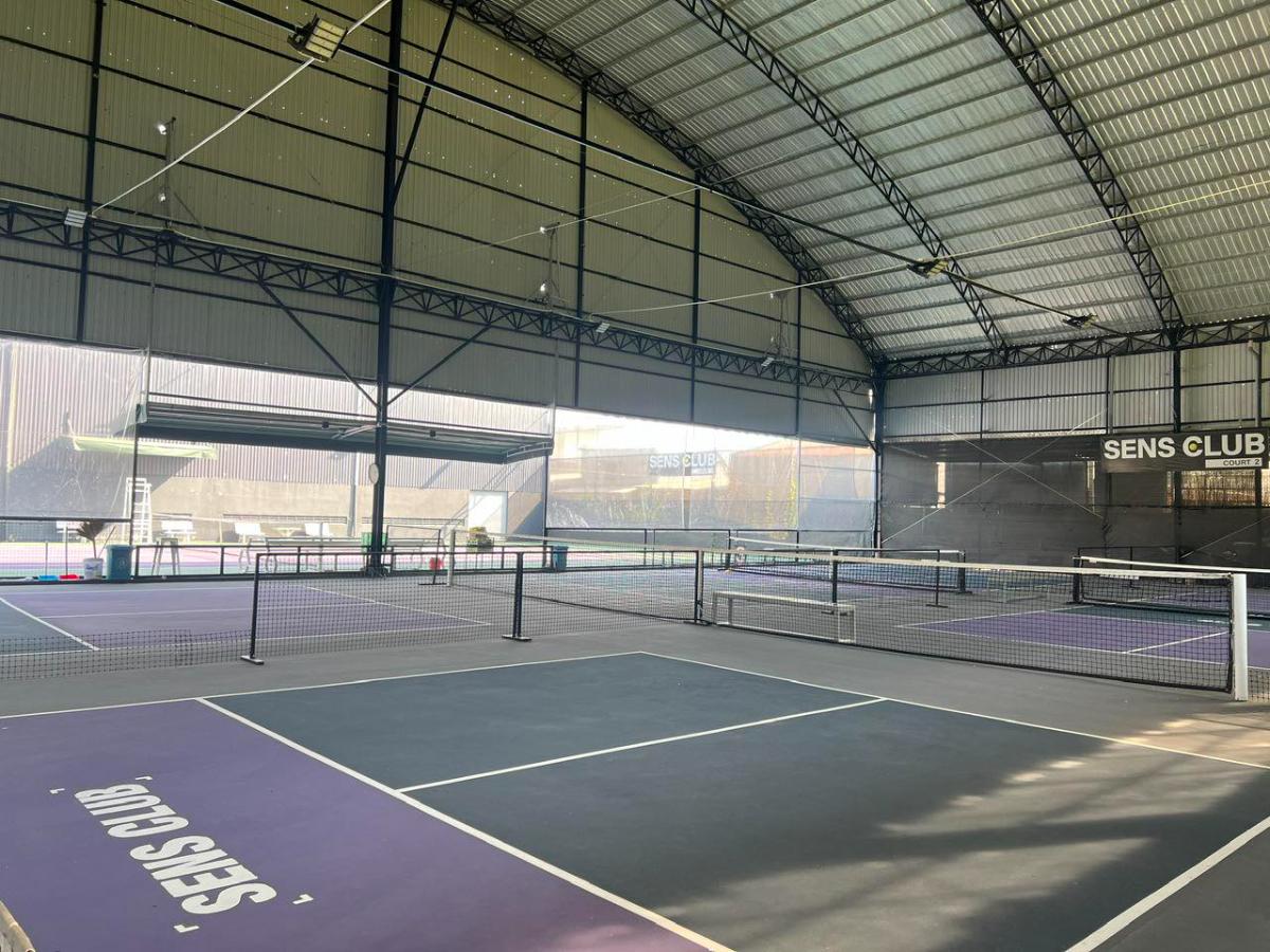 Sân Pickleball & Cầu Lông Sens Club