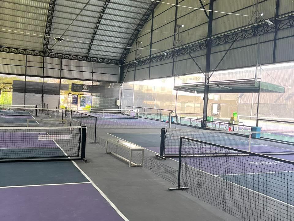 Sân Pickleball & Cầu Lông Sens Club