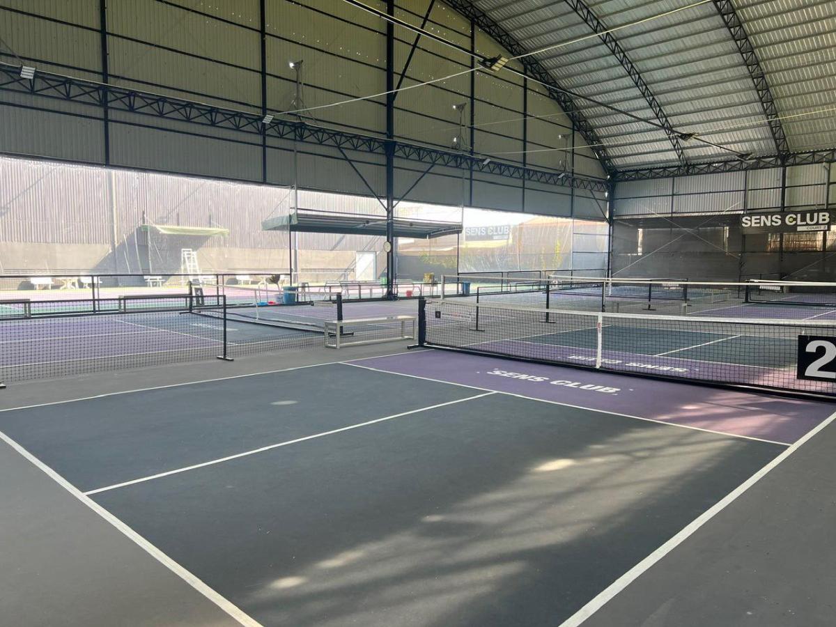 Sân Pickleball & Cầu Lông Sens Club