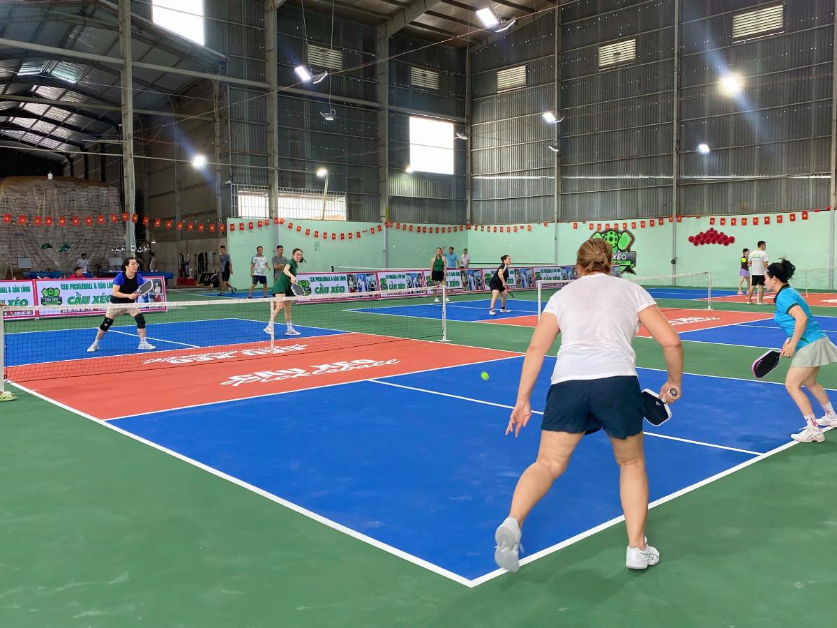 Sân Pickleball & Cầu Lông Cầu Xéo