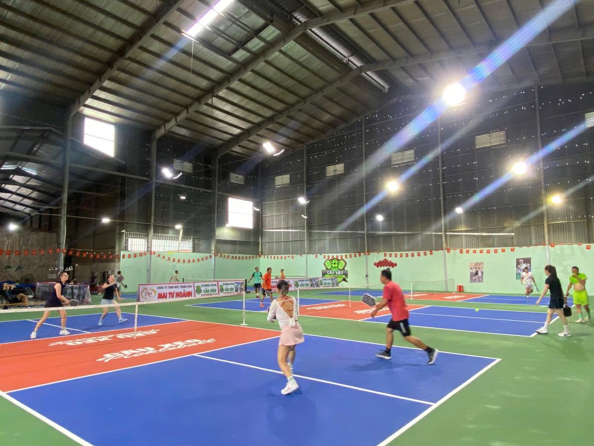 Sân Pickleball & Cầu Lông Cầu Xéo