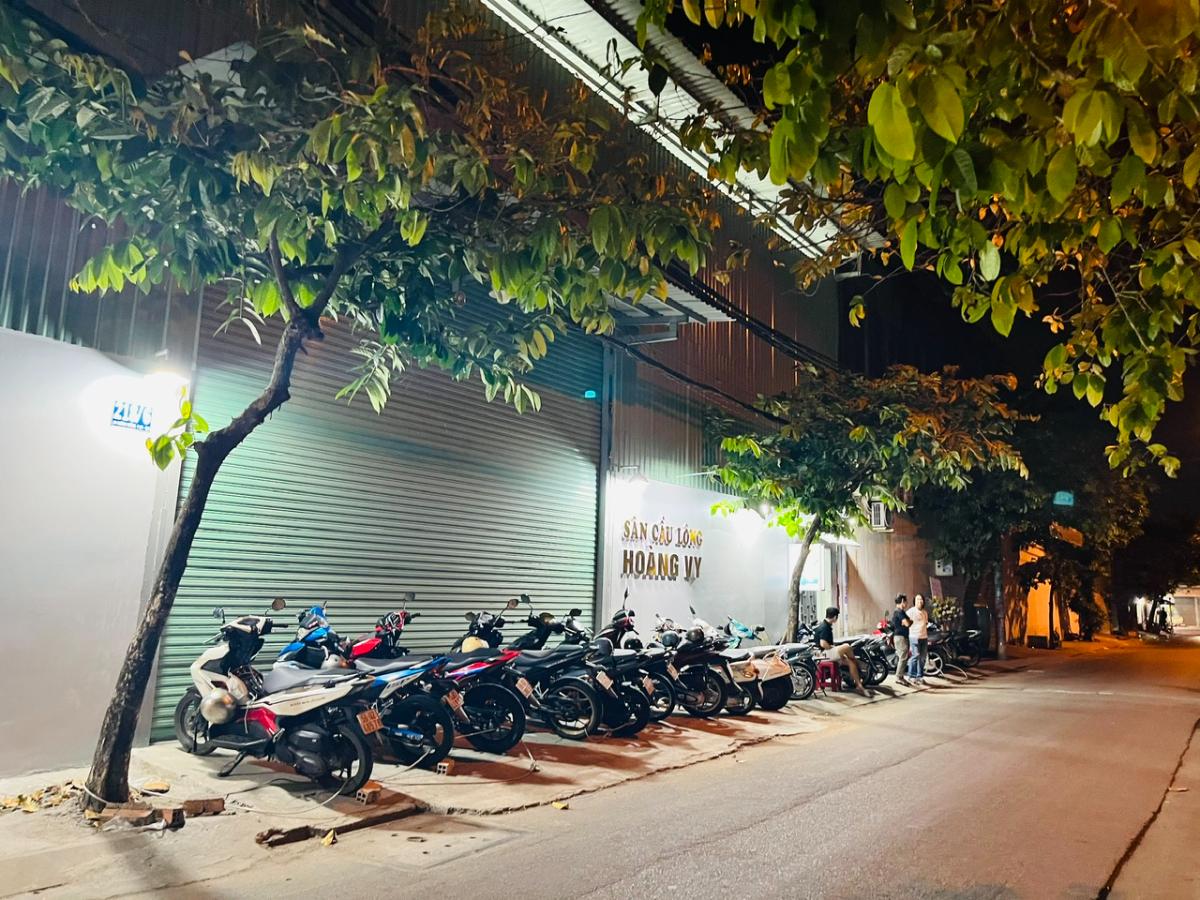 Sân Cầu Lông Hoàng Vy
