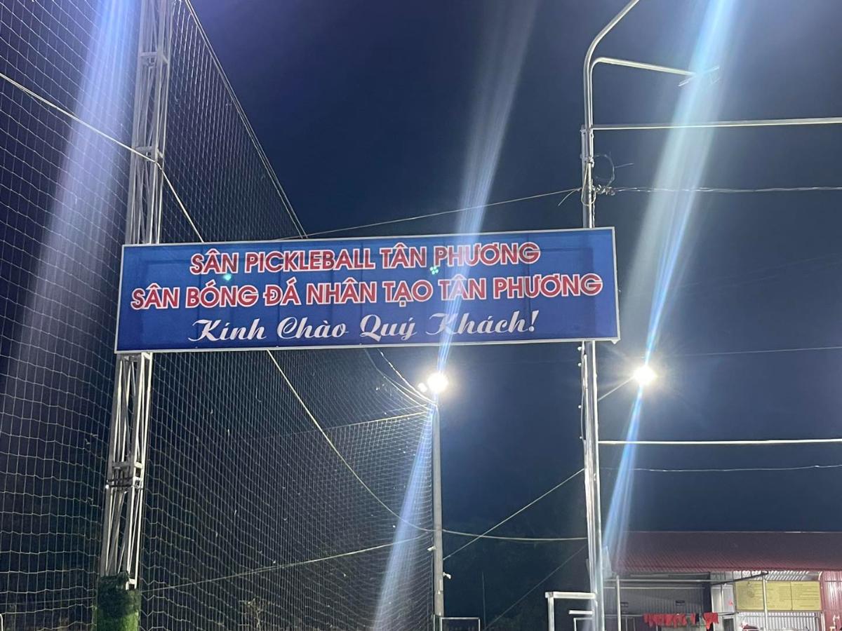 Sân Pickleball & Bóng Đá Tân Phương