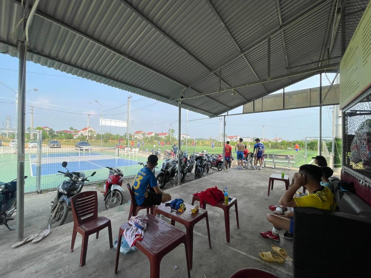 Sân Pickleball & Bóng Đá Tân Phương