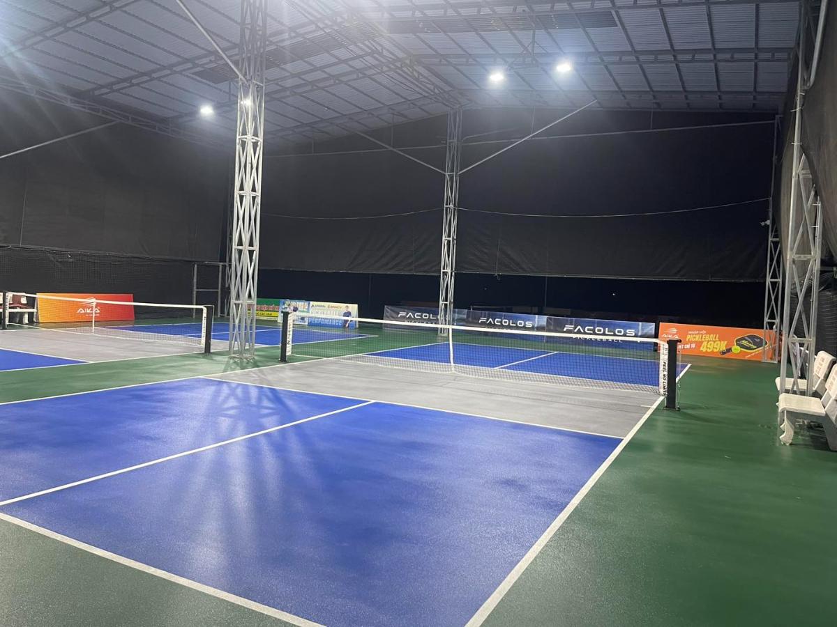 Sân Pickleball & Bóng Đá Tân Phương