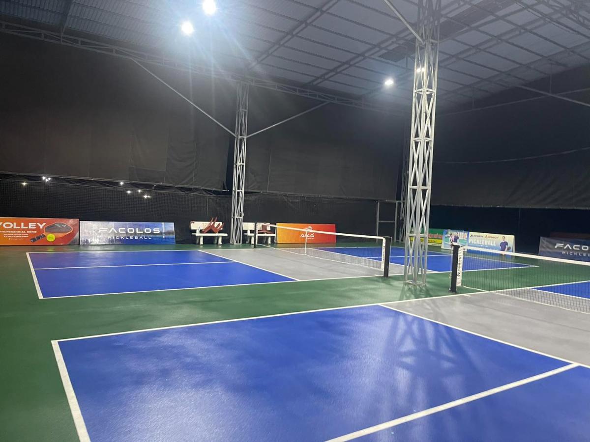 Sân Pickleball & Bóng Đá Tân Phương