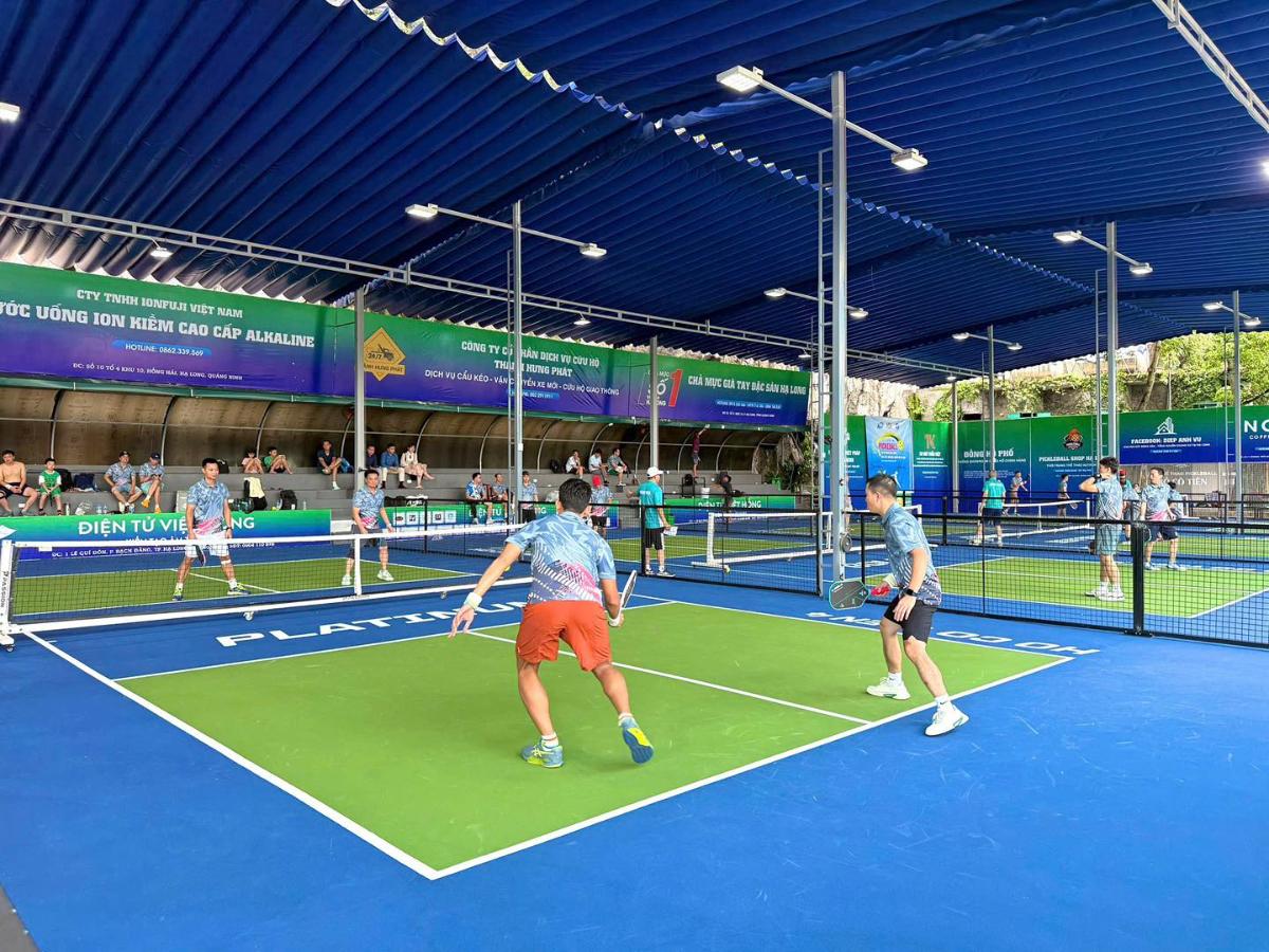Sân Pickleball Hồ Cô Tiên